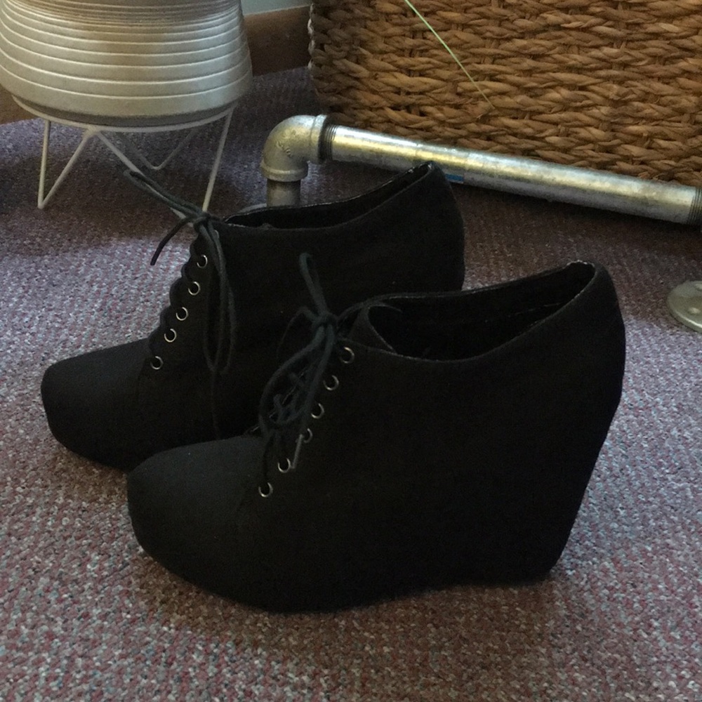 Black heels